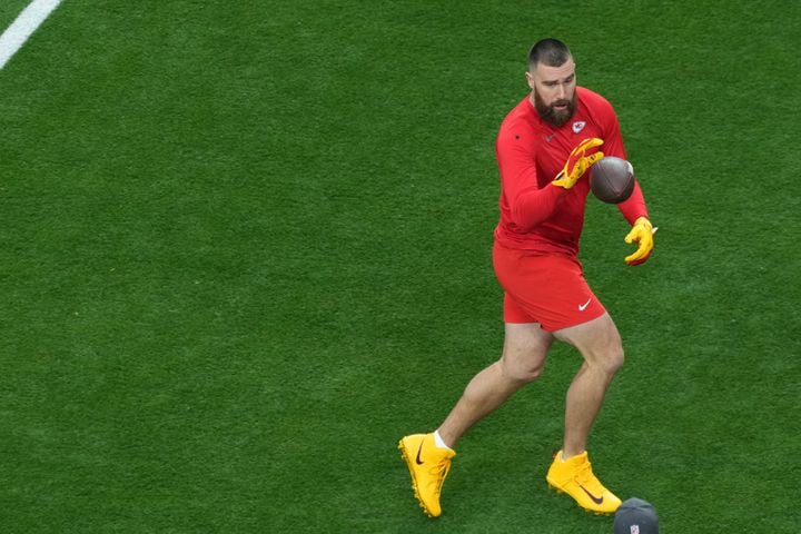 Kansas City Chiefs tight end Travis Kelce warms up before the start of Super Bowl LVIII at Allegiant Stadium in Las Vegas on Sunday, Feb. 11, 2024. (Doug Mills/The New York Times)