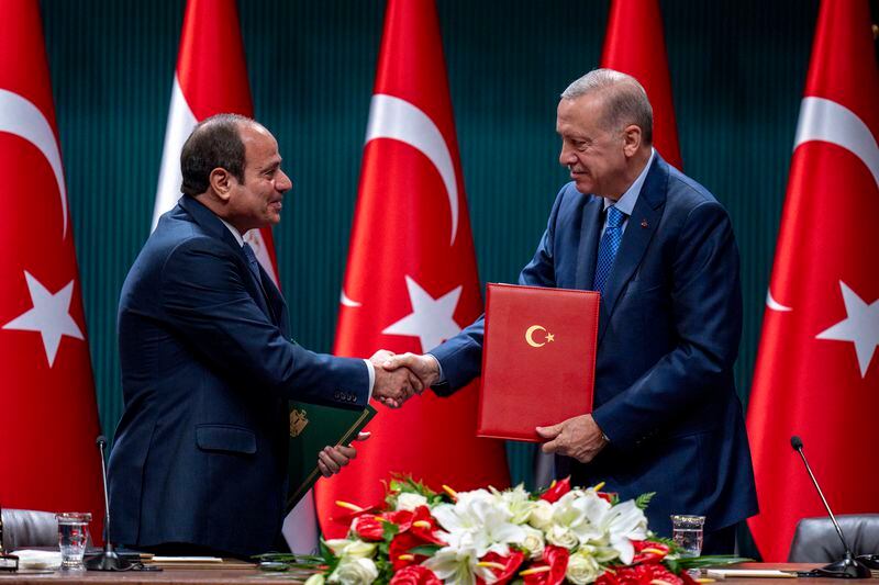 Turkish President Recep Tayyip Erdogan, right, shakes hands with Egyptian President Abdel Fattah el-Sissi during a bilateral signature agreements ceremony at the Presidential palace in Ankara, Wednesday, Sept. 4, 2024. (AP Photo/Francisco Seco)