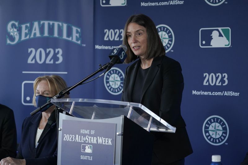 FILE - Seattle Mariners President Catie Griggs speaks during a news conference, Thursday, Sept. 16, 2021, at the Space Needle in Seattle. Griggs has resigned as president of business operations for the Seattle Mariners, the team announced Friday, July 5, 2024. (AP Photo/Ted S. Warren, File)