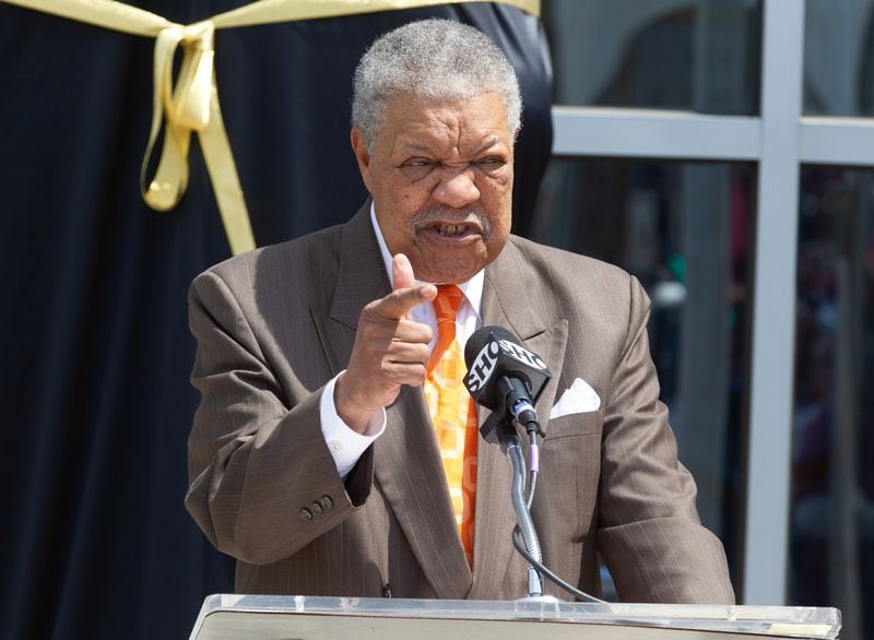Fulton County Board of Commissioners Chairman Robb Pitts talks to the crowd before the unveiling of a bronze statue of Evander Holyfield at State Farm Arena this Friday, June 25. (STEVE SCHAEFER FOR THE ATLANTA JOURNAL-CONSTITUTION)