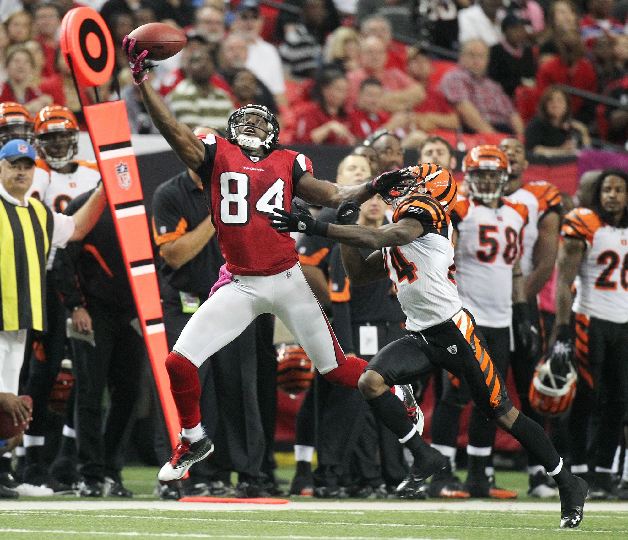 Atlanta Falcons WR Roddy White during the 2010 NFL Pro Bowl held