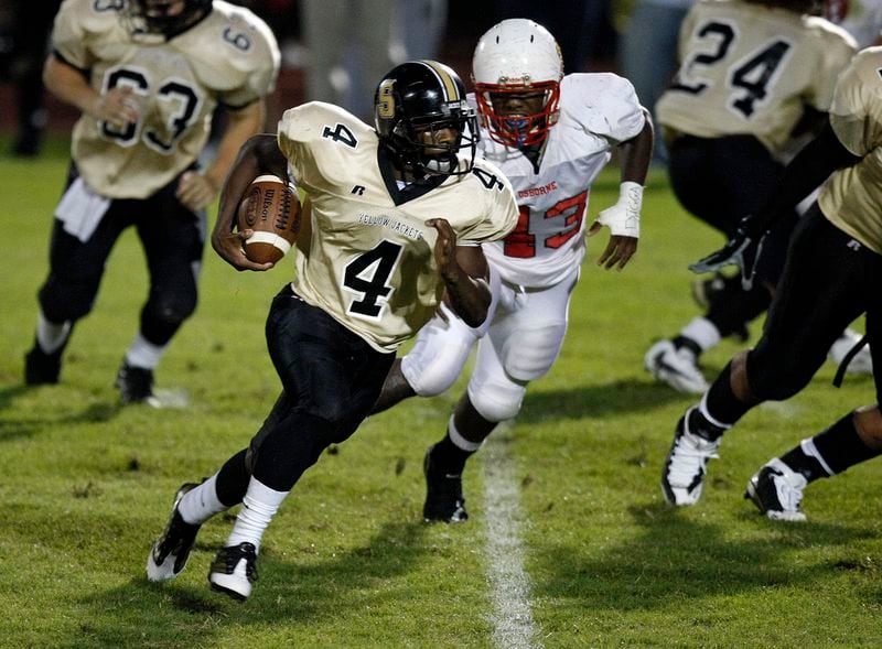 Sprayberry quarterback Jerick McKinnon finds some running room in 2009.    Curtis Compton, ccompton@ajc.com