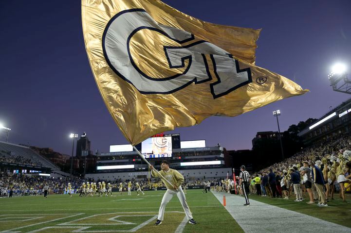 100922 GATECH PHOTO