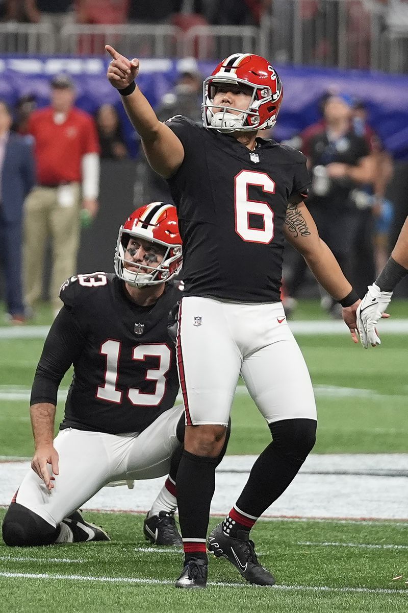 Atlanta Falcons place kicker Younghoe Koo (6) celebrates his field goal against the Tampa Bay Buccaneers during the second half of an NFL football game Thursday, Oct. 3, 2024, in Atlanta. (AP Photo/John Bazemore)