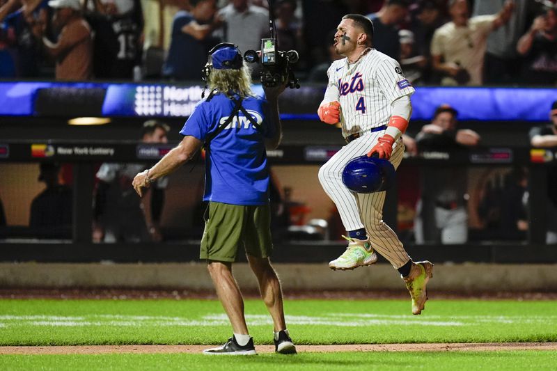 New York Mets' Francisco Alvarez reacts as he rounds the bases after hitting a walk off home run during the ninth inning of a baseball game against the Baltimore Orioles at Citi Field, Monday, Aug. 19, 2024, in New York. The Mets defeated the Orioles 4-3. (AP Photo/Seth Wenig)