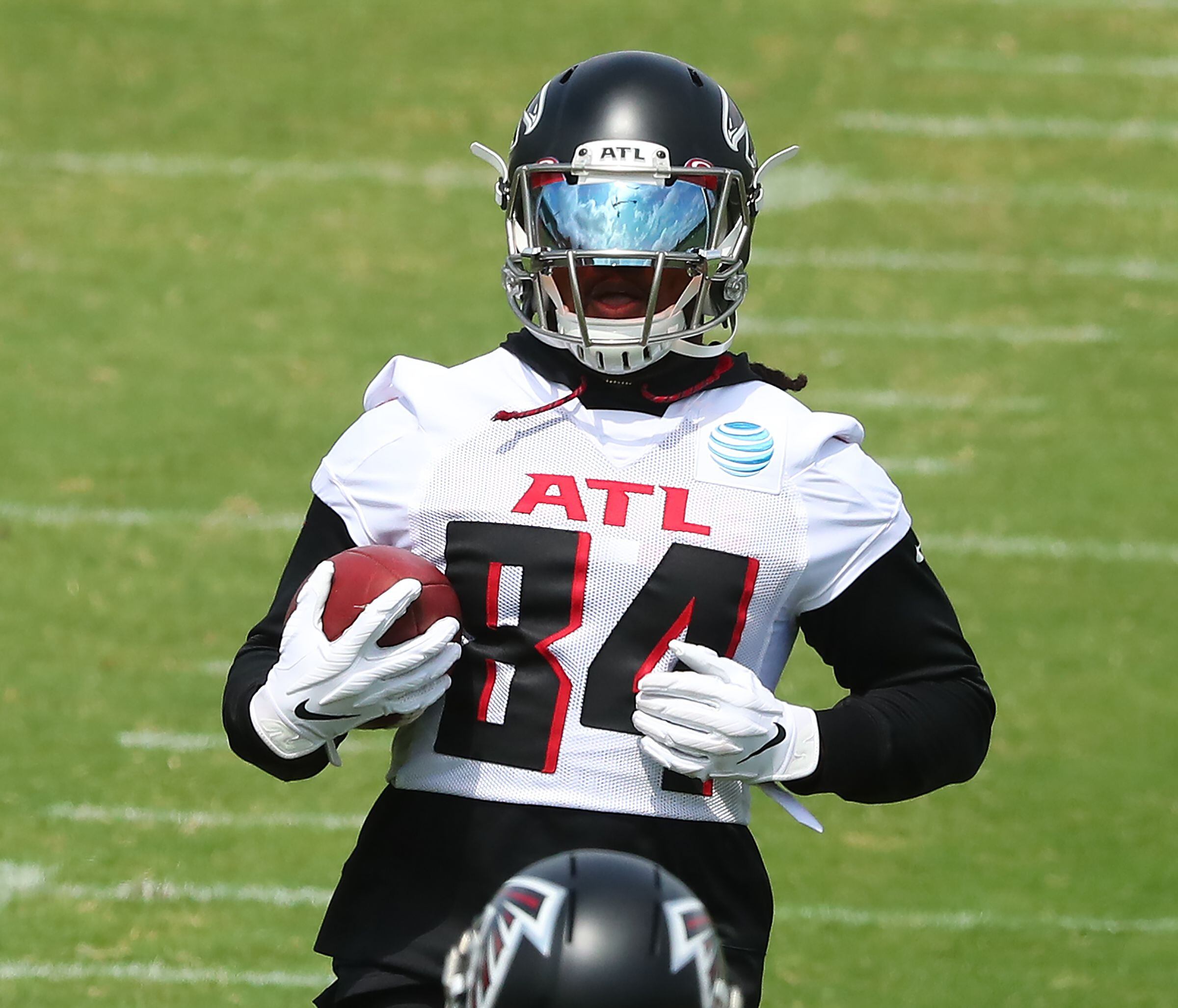 Atlanta Falcons Re-Sign WR Frank Darby, Place TE Parker Hesse on IR -  Sports Illustrated Atlanta Falcons News, Analysis and More