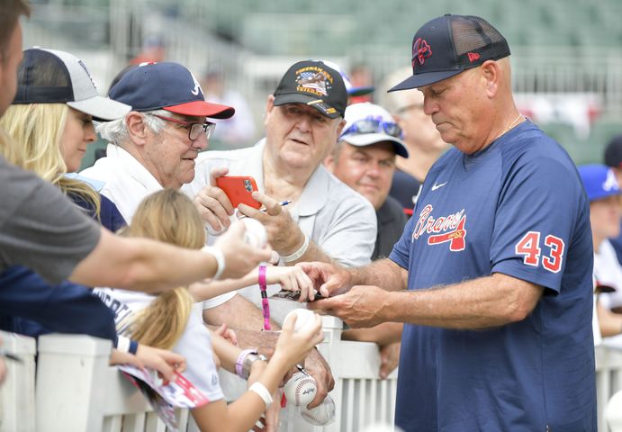 040723 BRAVES PHOTO