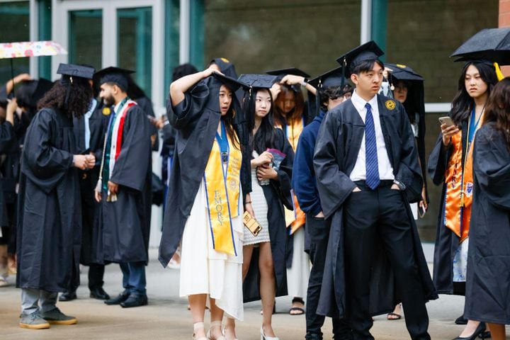 Emory hopes to avoid protests at commencement