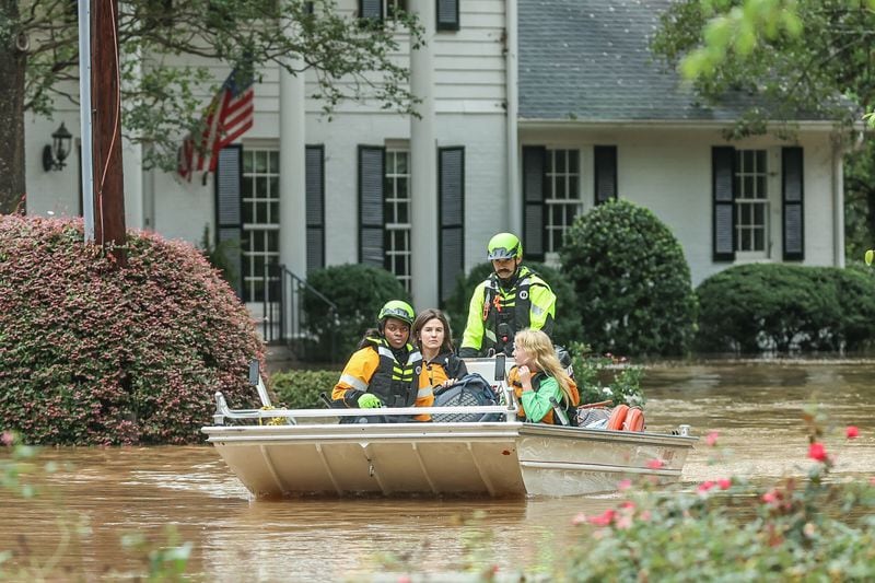 Atlanta fire rescue came to the aid of Hyde Manor residents Friday morning, Sept. 27, 2024. (John Spink/The Atlanta Journal-Constitution/TNS)