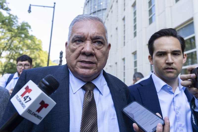 Frank Perez, attorney for longtime drug cartel leader Ismael “El Mayo” Zambada, leaves Brooklyn federal court after Zambada's arraignment Friday, Sept. 13, 2024, in New York. (AP Photo/Corey Sipkin)