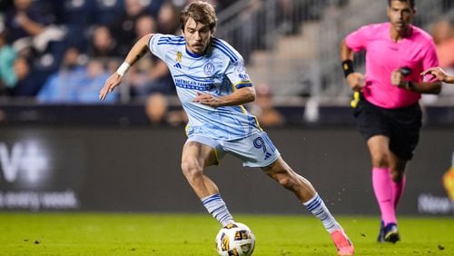 Atlanta United midfielder Saba Lobjanidze #9 dribbles during the first half of the match against the Philadelphia Union at Subaru Park in Philadelphia, PA on Saturday September 28, 2024. (Photo by Mitch Martin/Atlanta United)