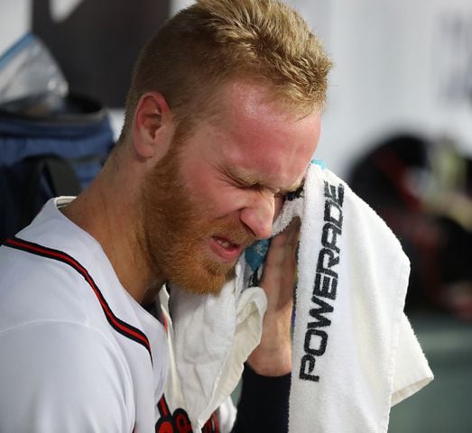 Photos: Jose Bautista suits up but Braves lose