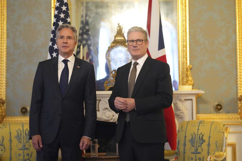 Britain's Prime Minister Keir Starmer, right, and U.S. Secretary of State Antony Blinken meet in Lancaster House, London, Tuesday, Sept. 10, 2024. (Carl Court/Pool via AP)