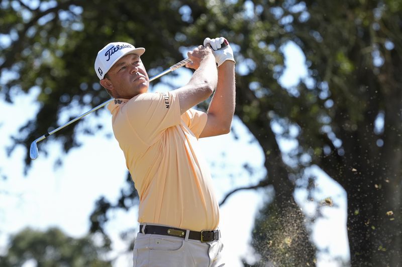 Patton Kizzire hits from the second tee during the final round of the Procore Championship golf tournament at Silverado Resort North Course, Sunday, Sept. 15, 2024, in Napa, Calif. (AP Photo/Godofredo A. Vásquez)