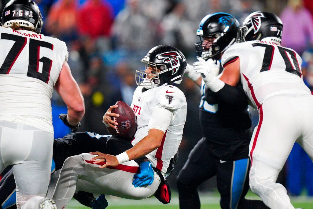 Carolina Panthers beat Atlanta Falcons on D'Onta Foreman's big night