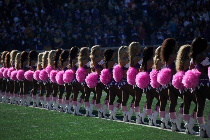 2015 NFL cheerleaders: Week 6