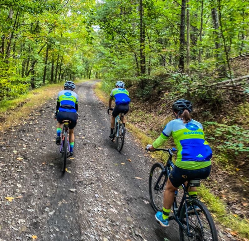 Avid and novice cyclists come to pedal the peaceful and scenic New River Trail in southwest Virginia, a 57-mile linear state park that parallels one of the world's oldest rivers.
(Courtesy of Lisa Baynes)