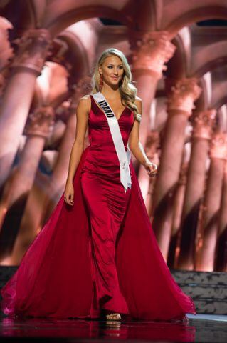 Photos Miss USA 2016 preliminary evening gown competition