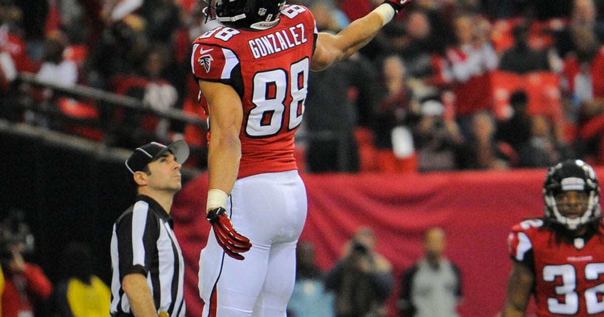 Tony Gonzalez passes 15,000 yards receiving 