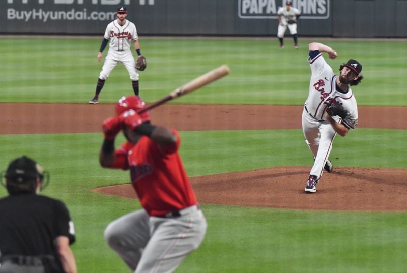 Braves starting pitcher Ian Anderson (36) delivers a pitch against Philadelphia Phillies in the first inning Thursday, Sept. 30, 2021, at Truist Park in Atlanta. (Hyosub Shin / Hyosub.Shin@ajc.com)