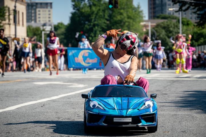 Thousands lined up along Peachtree Street Saturday morning for the annual Dragon Con parade.