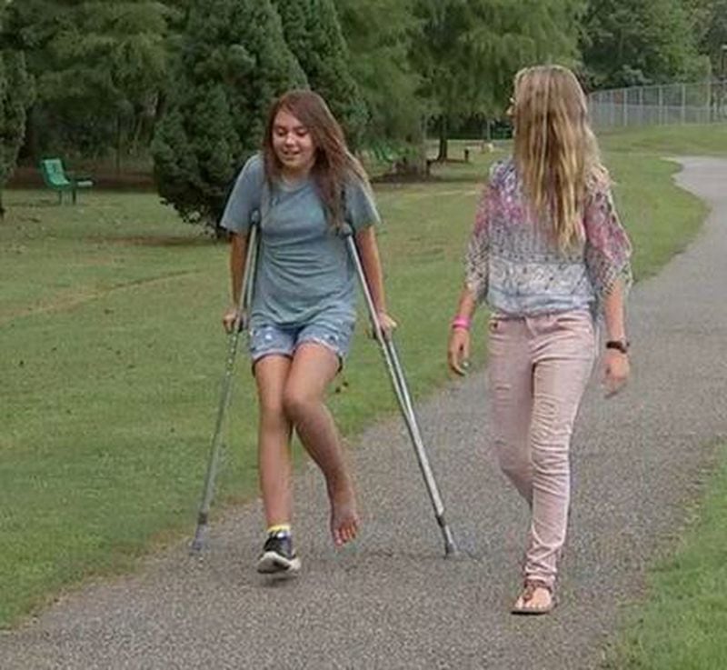 Cecilia Gonzalez and her friend, Peyton Gillian. (Credit: Channel 2 Action News)