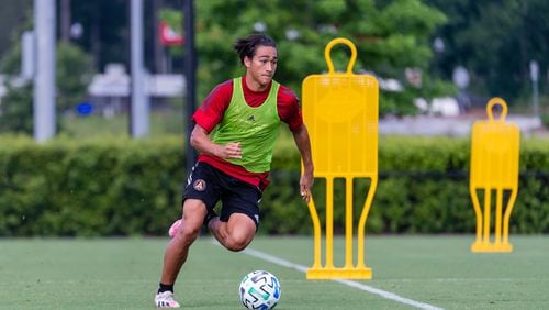 Atlanta United forward Tyler Wolff #28 passes the ball during full team training at Children's Healthcare of Atlanta Training Ground in Marietta, Ga., on Monday June 29, 2020. Major League Soccer announced that as of Thursday, June 4, clubs may return to full team training in compliance with detailed health and safety protocols that were created in consultation with medical and infectious disease experts. (Photo by Jacob Gonzalez/Atlanta United)