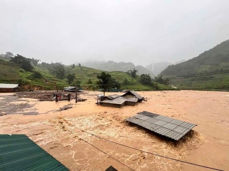 Houses are submerged in flood after typhoon Yagi hit Yen Bai province, northwestern Vietnam on Sunday, Sep. 8, 2024. (Do Tuan Anh/ VNA via AP)