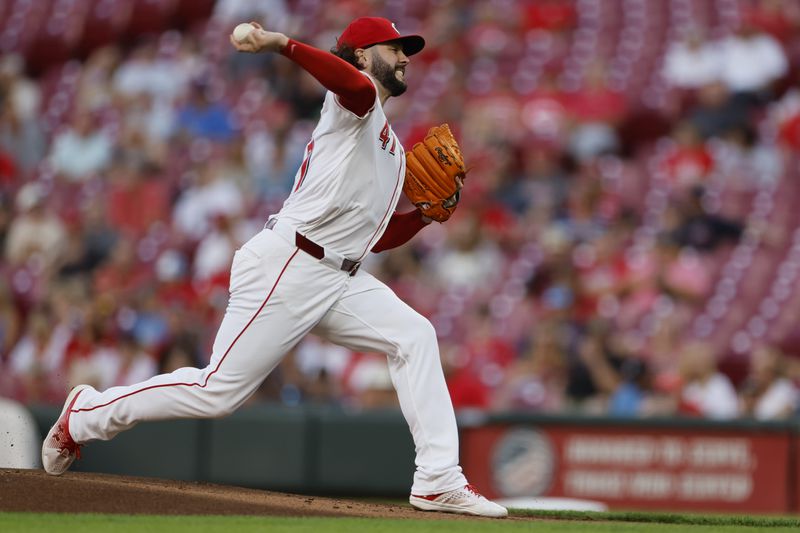 Cincinnati Reds starting pitcher Jakob Junis throws against the Atlanta Braves during the first inning of a baseball game, Wednesday, Sept. 18, 2024, in Cincinnati. (AP Photo/Jay LaPrete)