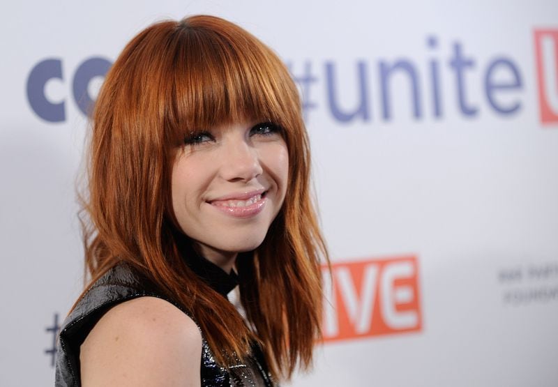 <> on October 3, 2013 in Las Vegas, Nevada. Pop star Carly Rae Jepsen could be a doppelganger for Star 94 morning traffic reporter Checka Cee. CREDIT: Getty Images