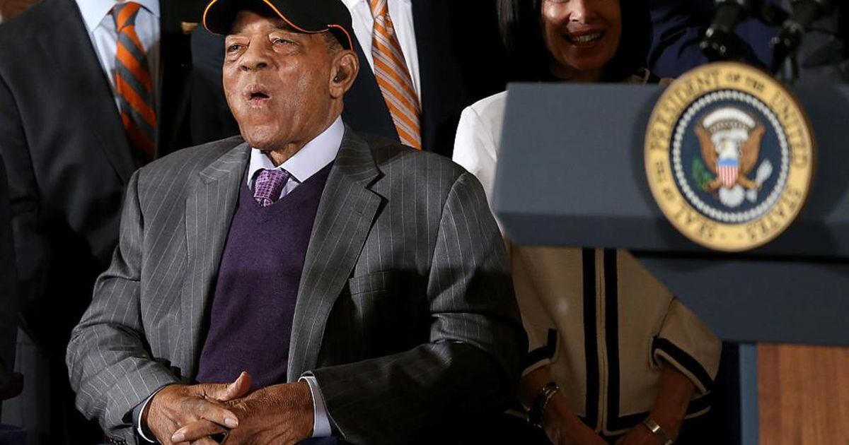 Say Hey! Willie Mays turns 87 today: 5 fun facts
