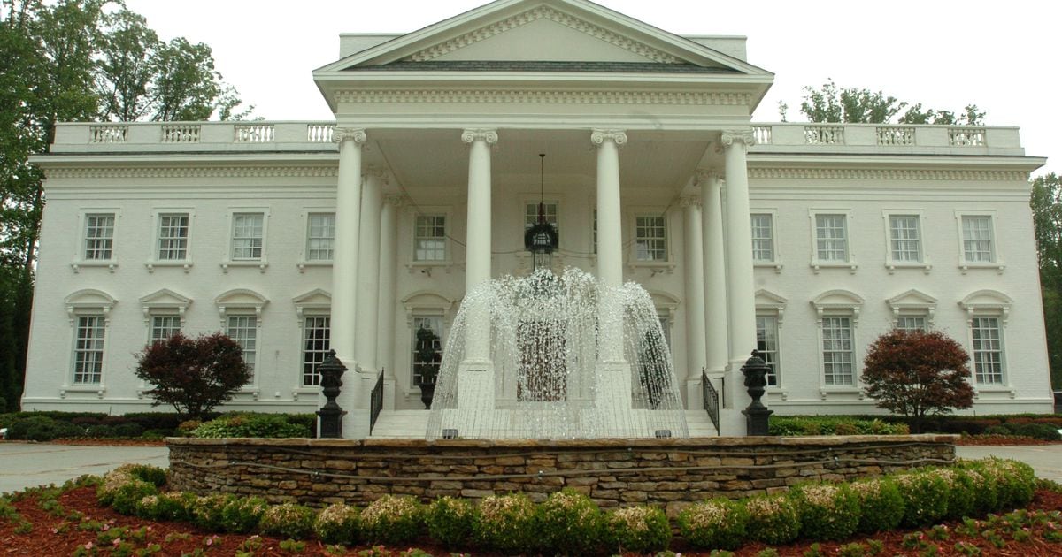 The White House: Everything You Need to Know About the US President's  Residence