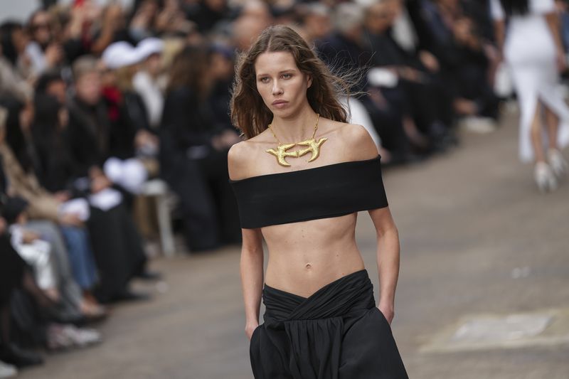 A model wears a creation as part of the Stella McCartney Spring/Summer 2025 collection presented Monday, Sept. 30, 2024 in Paris. (Photo by Scott A Garfitt/Invision/AP)