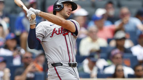 Atlanta Braves' Matt Olson hits a three-run home run against the New York Mets during the fourth inning of a baseball game, Sunday, July 28, 2024, in New York. (AP Photo/Rich Schultz)