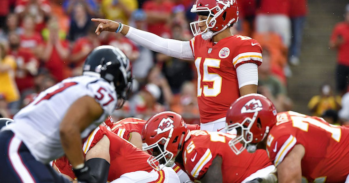 Kansas City Chiefs star loved by Patrick Mahomes tipped for huge