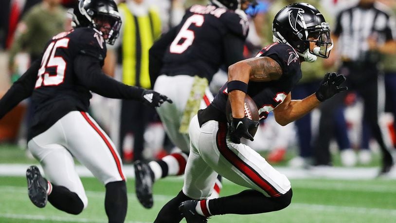 Jamal Anderson wants to see Falcons wear throwbacks at home