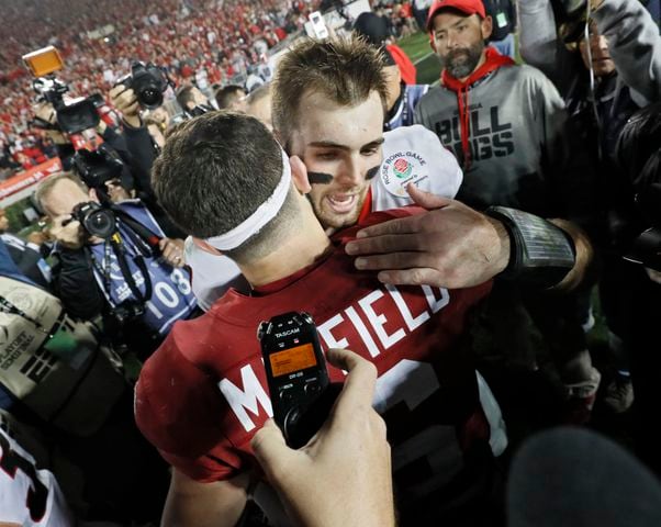 Photos: The scene at the Georgia-Oklahoma game