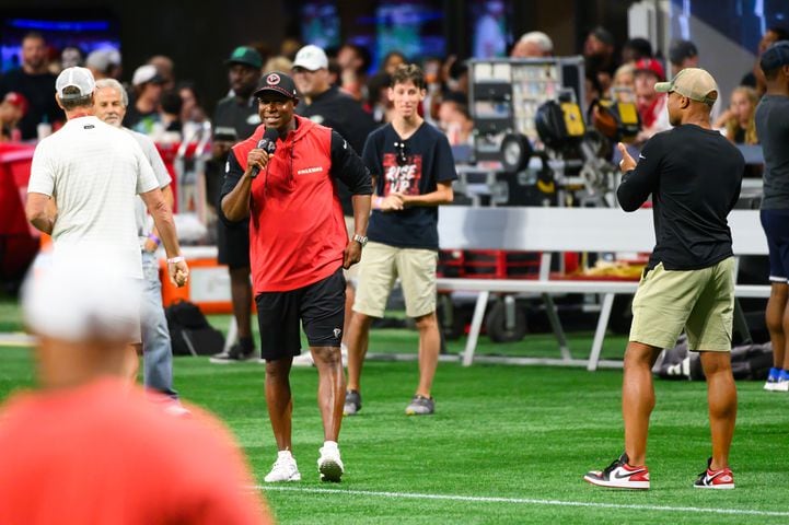 Falcons coach Raheem Morris addresses the crowd at Mercedes-Benz Stadium. (Jamie Spaar for the Atlanta Journal Constitution)