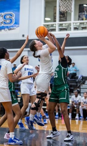 Mt. Paran women’s basketball team competes in tournament with Athens’ Spartans