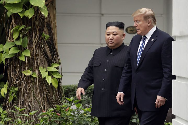 Photos: Trump meets with North Korea's Kim Jong Un in Vietnam