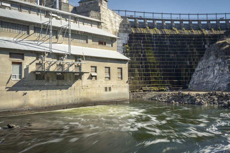 In this 2023 image provided by Swiftwater Films shows shows the Klamath River and the dam known as Copco 1 near Hornbrook, Calif. (Jason Hartwick/Swiftwater Films via AP)