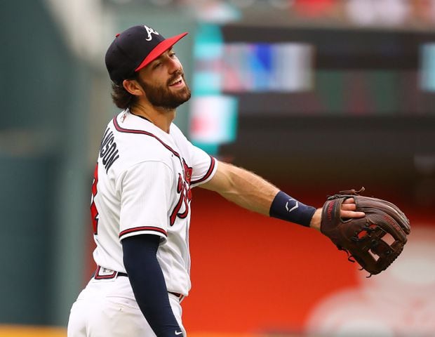 Max Fried no-hits Marlins before rain delay; Braves trim Mets' lead to 1  game - The Athletic