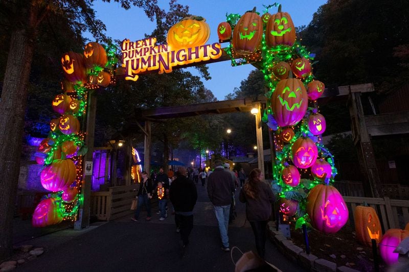 Dollywood stays open well past normal closing time for its Harvest Festival each fall where the Great Pumpkin LumiNights light up the night.
(Courtesy of Dollywood)