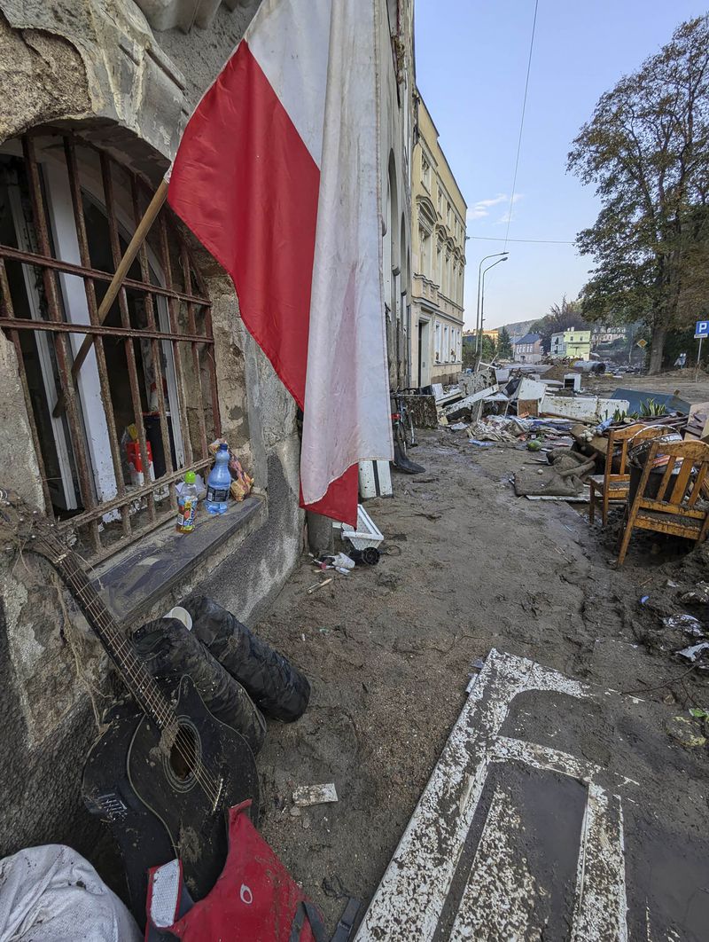 This handout photo provided by the State Fire Service of Poland, shows damages after the flooding in southwestern Poland, Ladek Zdroj, Poland, Thursday, Sept. 19, 2024. (Tomasz Fijolek/KG PSP via AP)