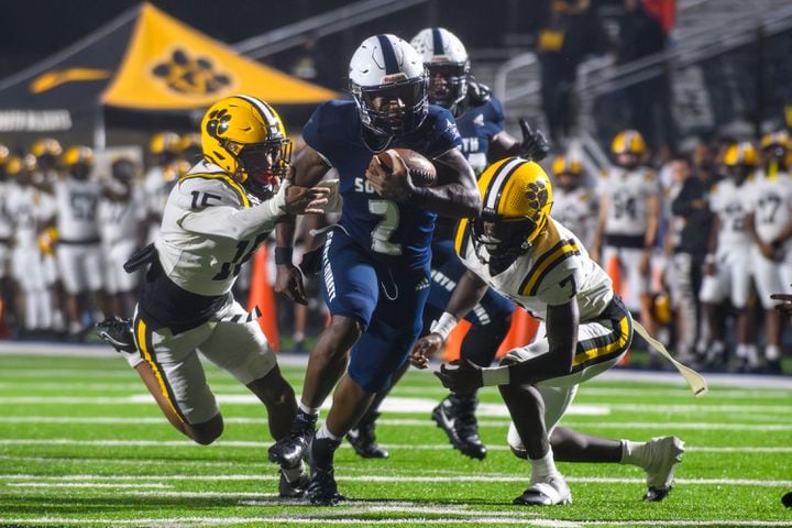 South Gwinnett’s Xavier Butler runs the ball during the Valdosta at South Gwinnett football game in Gwinnett on September 13, 2024. (Jamie Spaar for the Atlanta Journal Constitution)