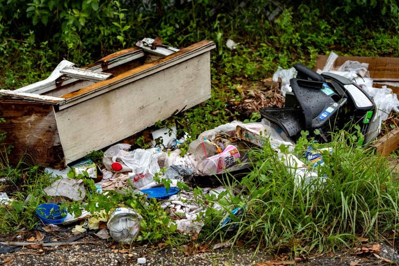 Accumulating household garbage can cause health problems for those living near it. (Photo Courtesy of Lee Hedgepeth/Inside Climate News)