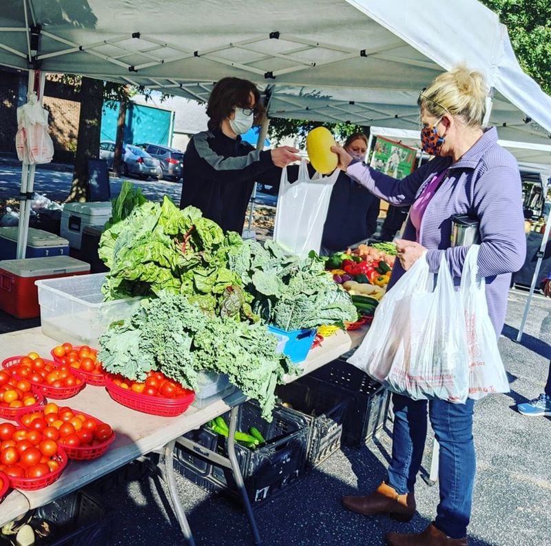 The Avondale Estates Farmers Market is now open year-round. Vendors are required to wear masks and shoppers are encouraged to do so as well. 
Courtesy of My Elderberry Fairy