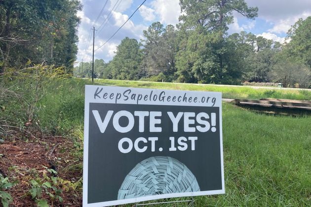 McIntosh County residents are voting in a referendum that if successful would repeal a zoning ordinance that dictates the size of beach homes on Sapelo Island. The election is Oct. 1 and early voting is already underway. (Adam Van Brimmer/AJC)