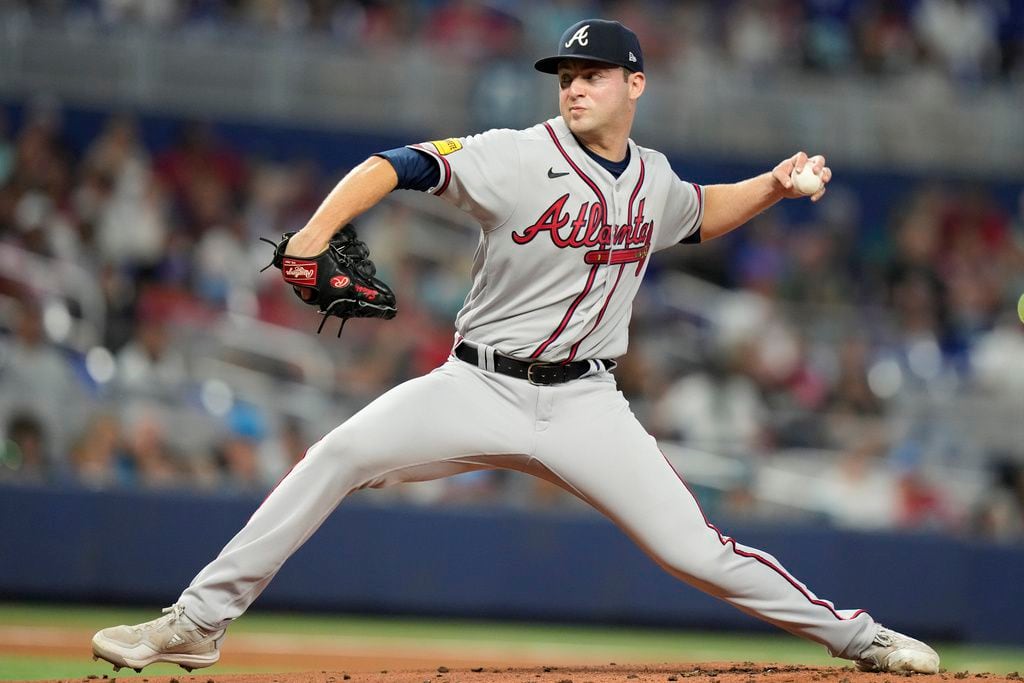 Matt Olson 52 Hr most Hr in a single season in Braves history shirt,  hoodie, sweater, long sleeve and tank top