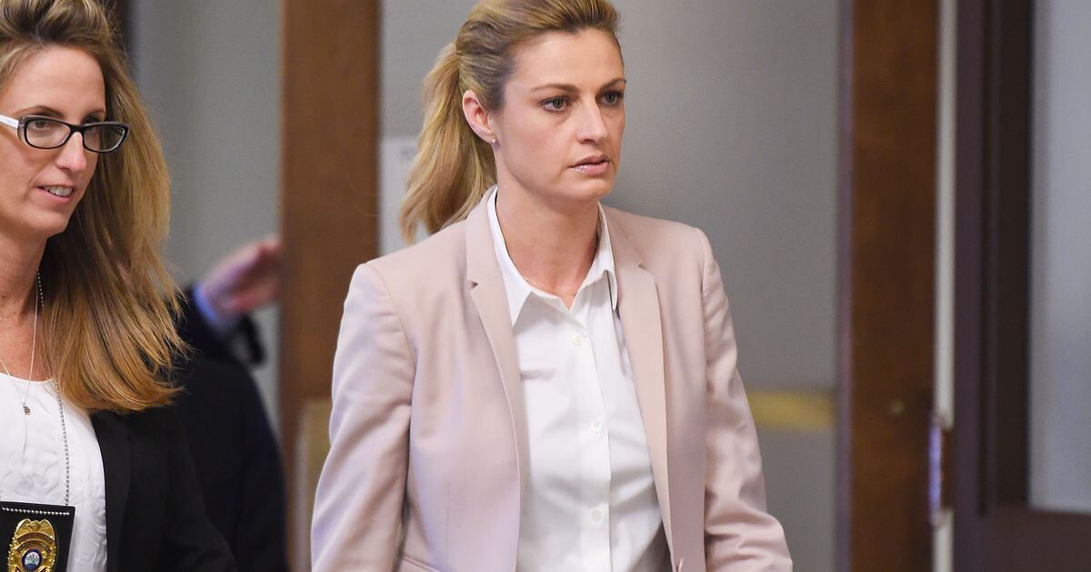 Erin Andrews' Week Five NFL Style Diary